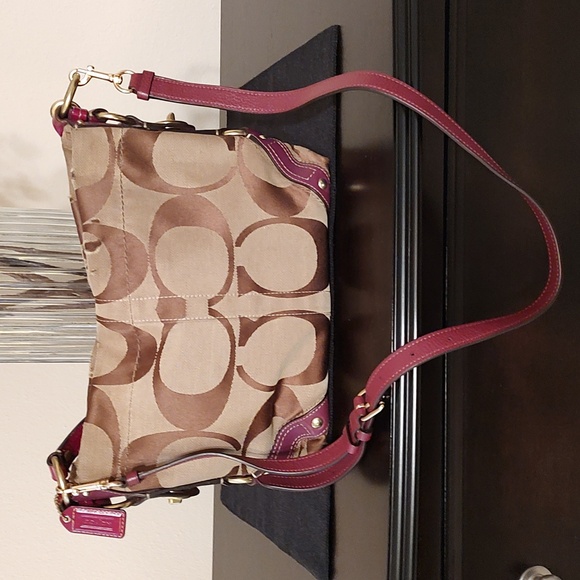 Coach Signature Jacquard Satchel - Picture 5 of 13